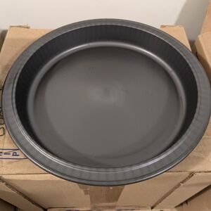 Black Round Baking Tray